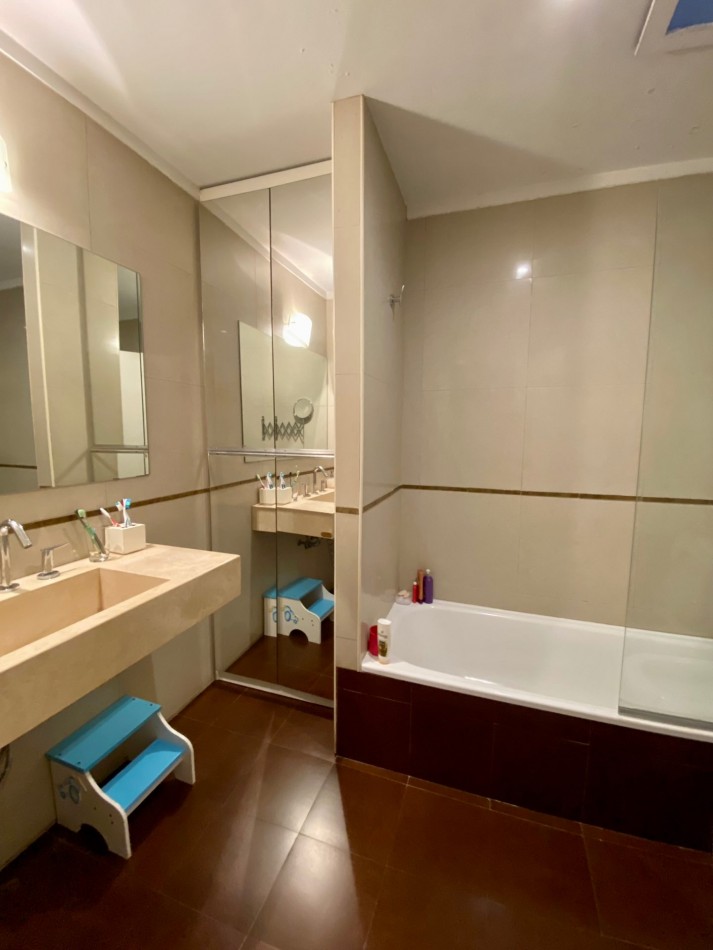 Oportunidad Duplex Olivos gran jardin y pileta