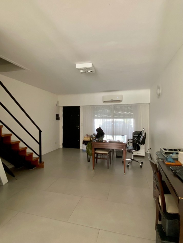 Oportunidad Duplex Olivos gran jardin y pileta
